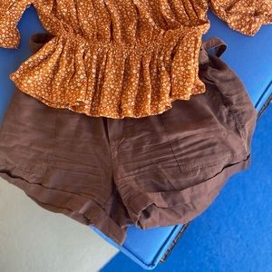 brown shorts